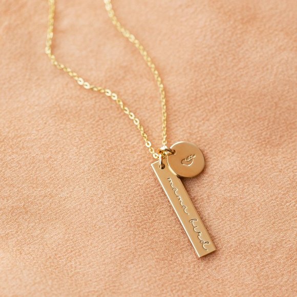 āMotherly Loveā Mama Bear Pendant Layered Necklace - Picture 10 of 10